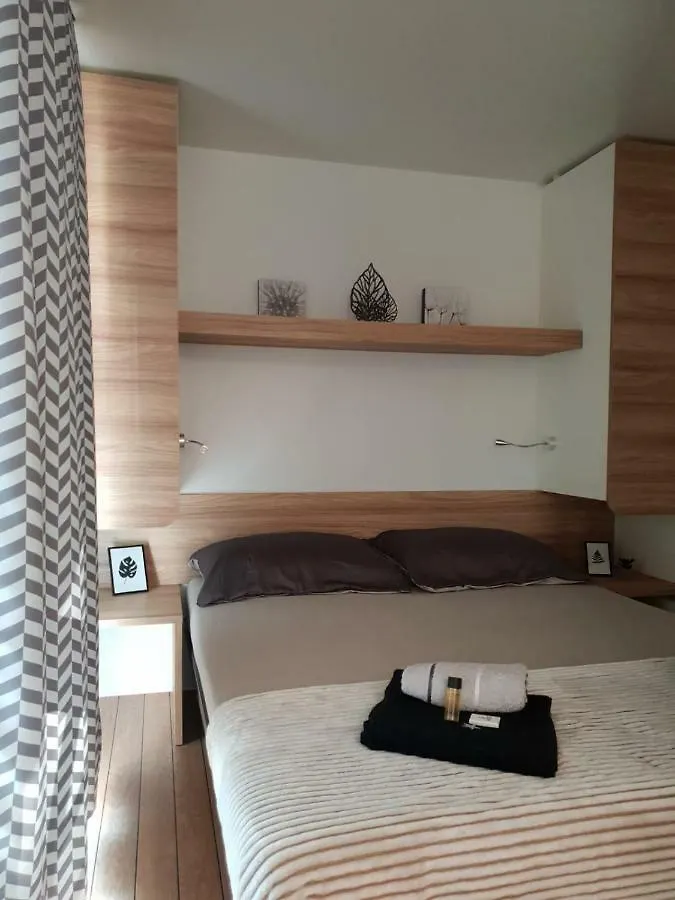 Mobile Home Stella III Biograd Na Moru Soline Beach